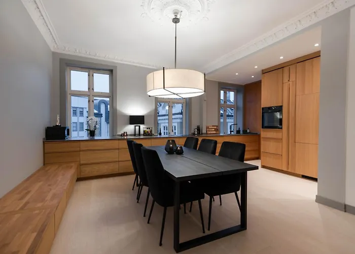 Luxury In Oslo's Location アパート