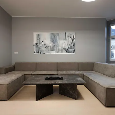 Luxury In Oslo's Location アパート